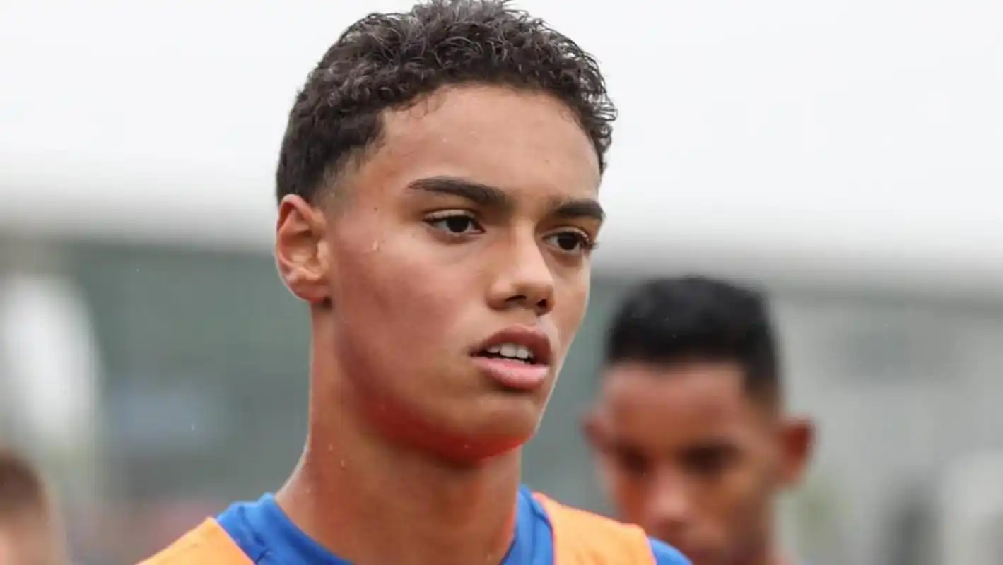 队的比赛中 队的比赛中